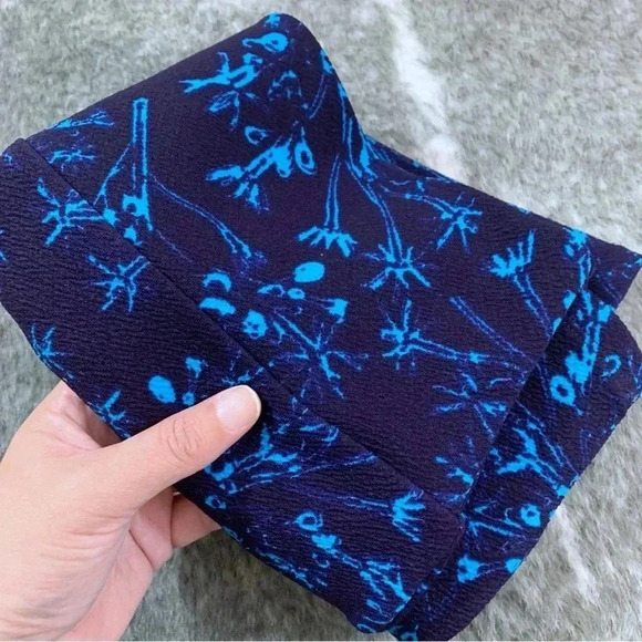 LuLaRoe Cassie Skirt - Picture 6 of 9